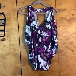 Business casual small open back tank top